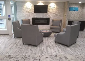 Clarion Pointe - Greensboro Coliseum Area hotel thumbnail 8