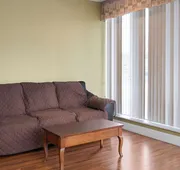 Super 8 by Wyndham Youngstown/Girard hotel detail image 3
