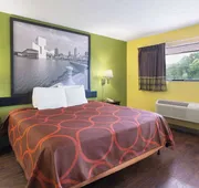 Super 8 by Wyndham Youngstown/Girard hotel detail image 7