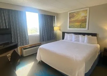 Days Inn by Wyndham Scranton PA hotel thumbnail 7