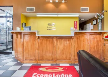 Econo Lodge Acworth East hotel thumbnail 6