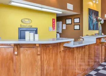 Econo Lodge Acworth East hotel thumbnail 7