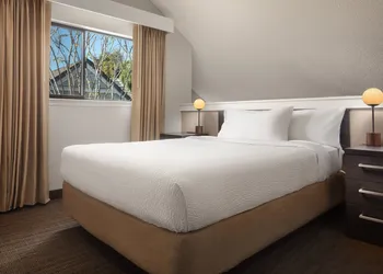 Residence Inn by Marriott Irvine Spectrum hotel thumbnail 4