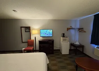 Corning Inn hotel thumbnail 8