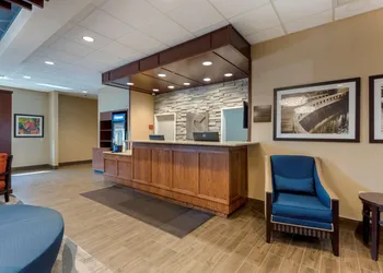 Comfort Inn University hotel thumbnail 5