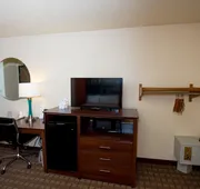 Super 8 by Wyndham Altoona hotel detail image 5