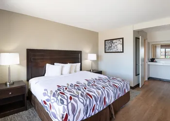 Red Roof Inn Tucson Downtown – University hotel thumbnail 5