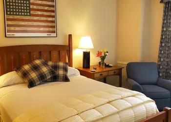 Geneva On The Lake hotel thumbnail 6