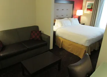 Holiday Inn Express Cloverdale - (Greencastle) by IHG hotel thumbnail 2