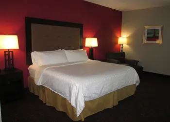 Holiday Inn Express Cloverdale - (Greencastle) by IHG hotel thumbnail 8