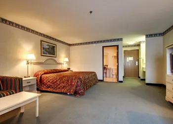 YurZzz Inn hotel thumbnail 8