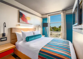 Century Park Hotel hotel thumbnail 6