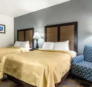 Quality Inn near Six Flags hotel detail image 7