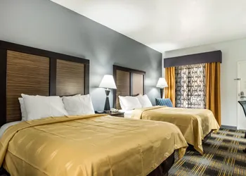 Quality Inn near Six Flags hotel thumbnail 8