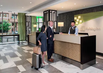 Holiday Inn & Suites Vancouver Downtown by IHG hotel thumbnail 2