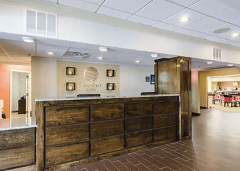 Comfort Inn Randolph - Boston hotel thumbnail 5