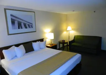 Capital Plaza Hotel hotel thumbnail 8