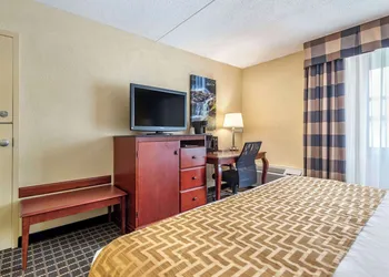 Best Western Plus Bridgeport Inn hotel thumbnail 5