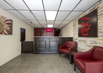Red Roof Inn West Point hotel thumbnail 3