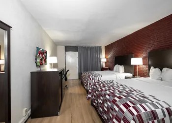 Red Roof Inn West Point hotel thumbnail 6