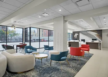 Holiday Inn & Suites Chicago - Downtown by IHG hotel thumbnail 4