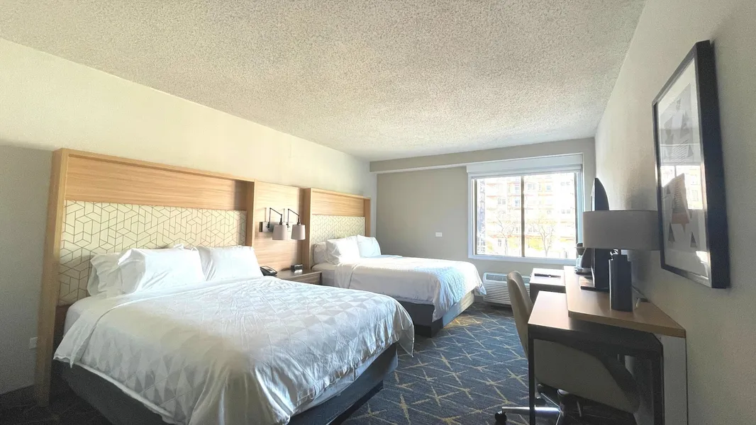 Holiday Inn & Suites Chicago - Downtown by IHG hotel detail image 6