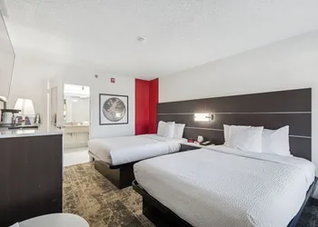 Ramada by Wyndham Temple Terrace/Tampa North hotel thumbnail 7