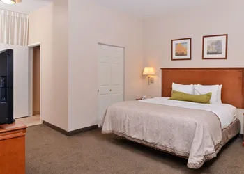Candlewood Suites San Diego by IHG hotel thumbnail 2