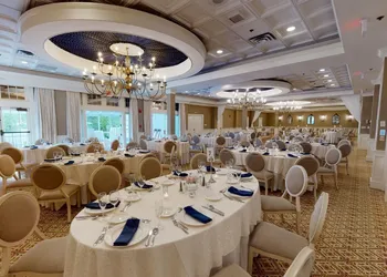 Simsbury Inn hotel thumbnail 3