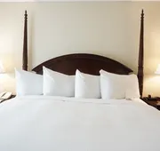 Simsbury Inn hotel detail image 4