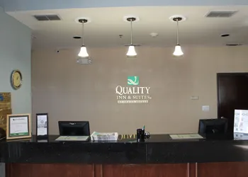 Quality Inn & Suites Terrell hotel thumbnail 5