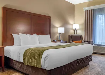 Comfort Inn Duncansville - Altoona hotel thumbnail 3