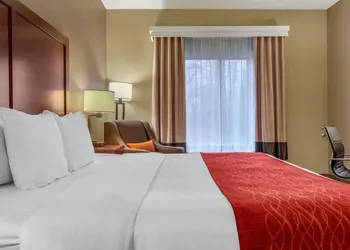 Comfort Inn Duncansville - Altoona hotel thumbnail 8