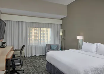 Courtyard by Marriott Harrisonburg hotel thumbnail 8