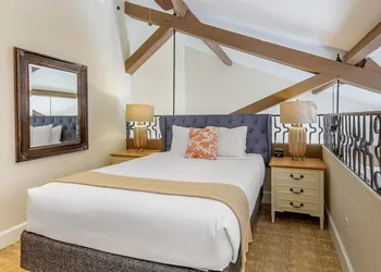 Hilton Vacation Club Lodge Alley Inn Charleston hotel thumbnail 5