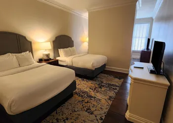 Hilton Vacation Club Lodge Alley Inn Charleston hotel thumbnail 6