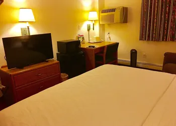 Select Inn Breckenridge hotel thumbnail 8