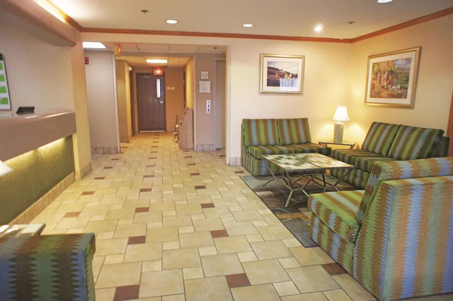 La Quinta Inn & Suites by Wyndham El Paso West Bartlett hotel detail image 2