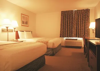 La Quinta Inn & Suites by Wyndham El Paso West Bartlett hotel thumbnail 7