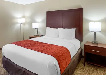 Comfort Inn Hoffman Estates - Schaumburg hotel thumbnail 4