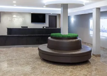 Baymont by Wyndham Glenview hotel thumbnail 2