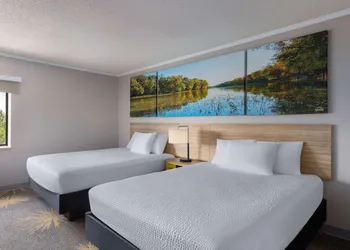 Days Inn & Suites by Wyndham Kansas City South hotel thumbnail 8