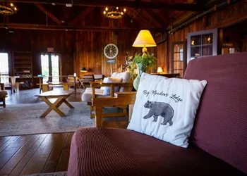 Big Meadows Lodge hotel thumbnail 2