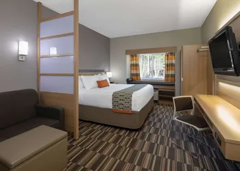 Microtel Inn & Suites by Wyndham Florence hotel thumbnail 7