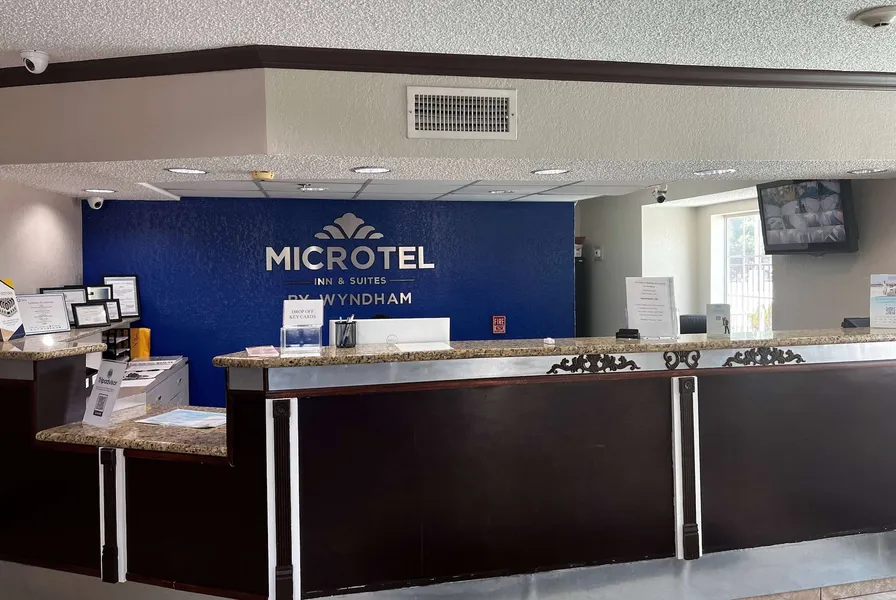 Microtel Inn & Suites by Wyndham Houston hotel detail image 2