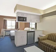 Microtel Inn & Suites by Wyndham Houston hotel detail image 3