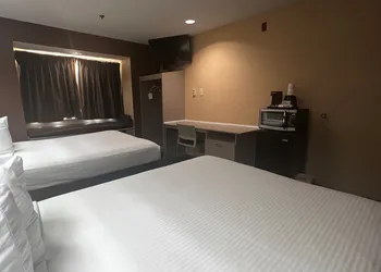 Microtel Inn & Suites by Wyndham Houston hotel thumbnail 4