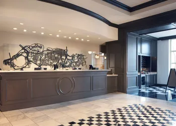Hilton Alexandria Old Town hotel thumbnail 5