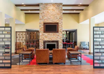 Four Points by Sheraton Buffalo Grove hotel thumbnail 2