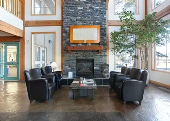 Lakeview Inns & Suites - Okotoks hotel thumbnail 4